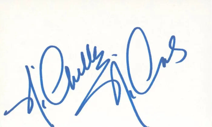 Nichelle Nichols autograph