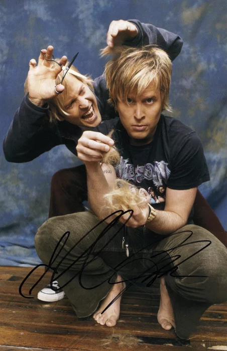 Nelson autograph