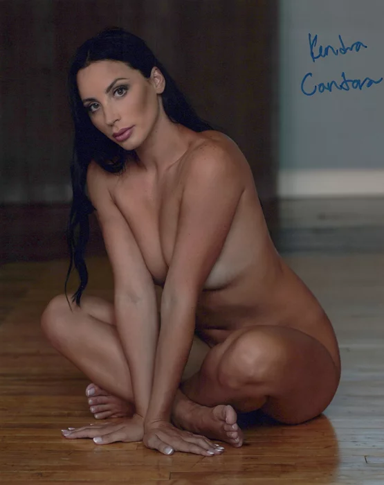 Kendra Cantara autograph