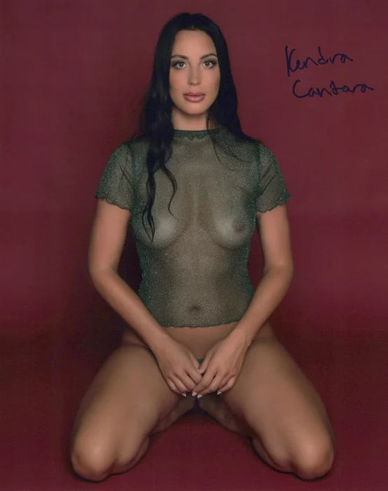 Kendra Cantara autograph