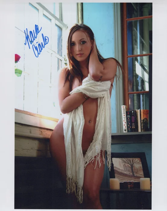 Kara Ciarlo autograph