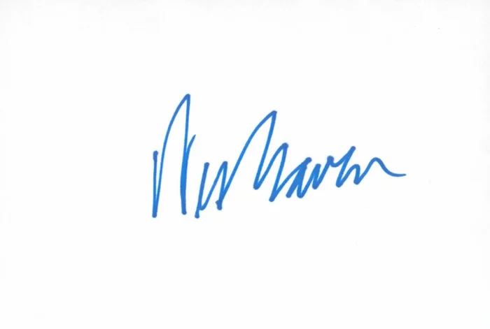 Wes Craven autograph