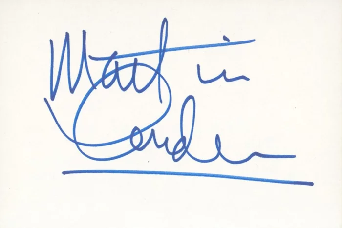 Martin Landau autograph