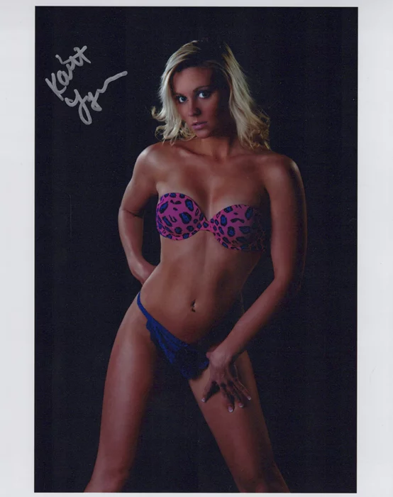 Kait Lynn autograph