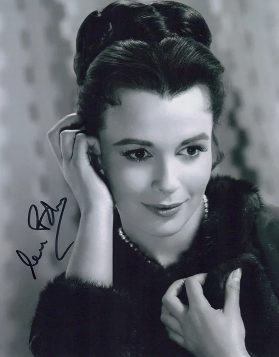 Claire Bloom autograph