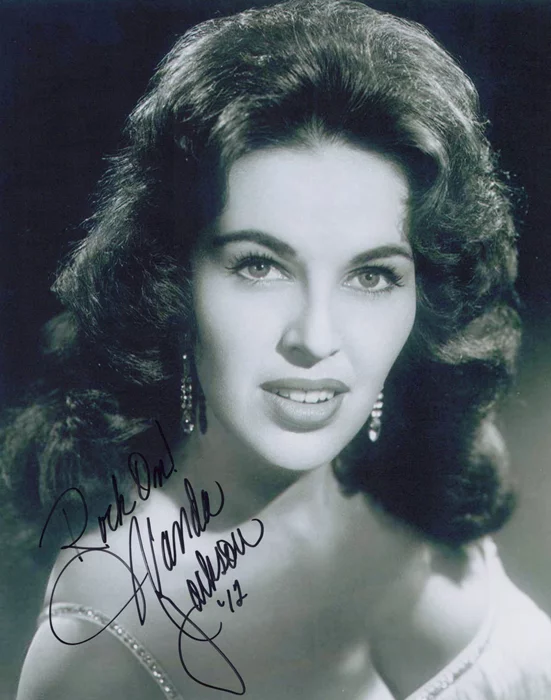Wanda Jackson autograph