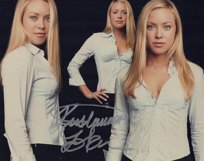 Kristanna Loken autograph