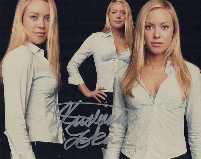 Kristanna Loken autograph