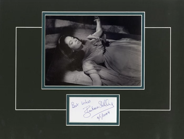 Barbara Shelley autograph