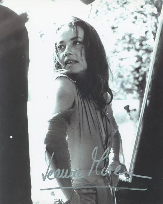 Jeanne Moreau autograph
