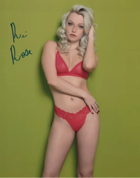 Ria Rose autograph