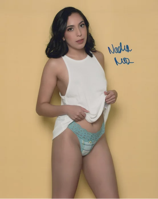 Nadia Rios autograph