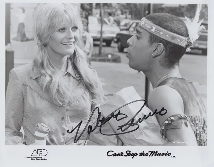 Valerie Perrine autograph