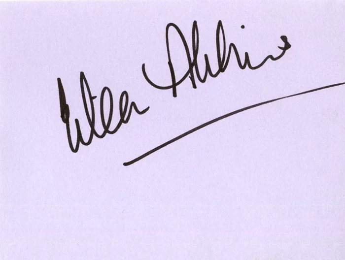Eileen Atkins autograph