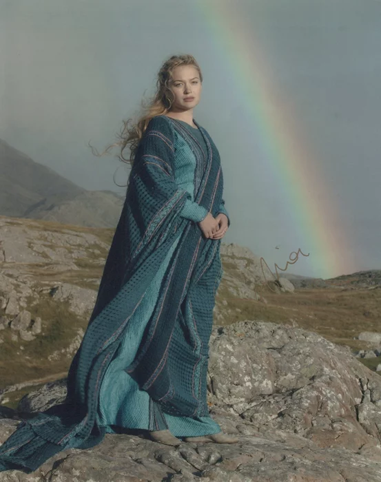 Sophia Myles autograph