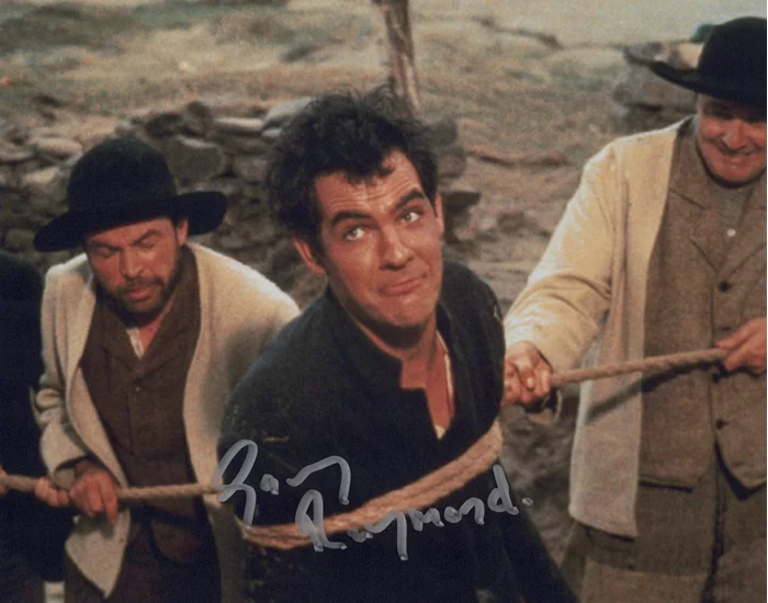 Gary Raymond autograph