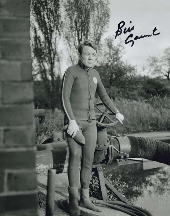 William Gaunt autograph