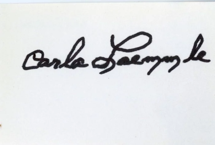 Carla Laemmle autograph