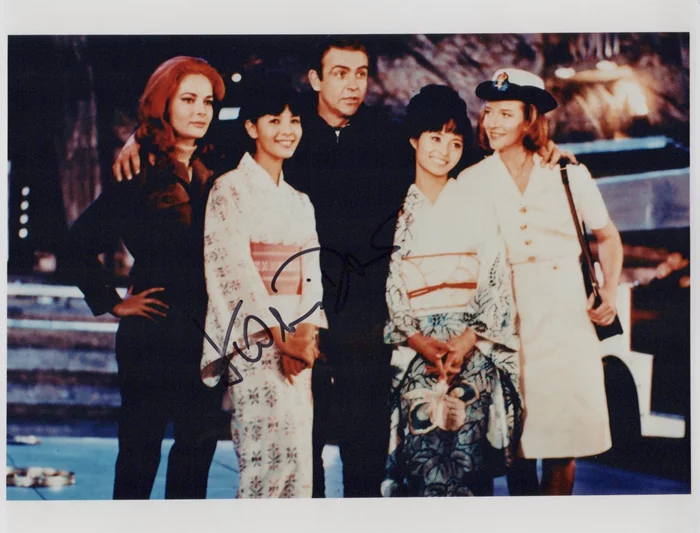 Karin Dor autograph
