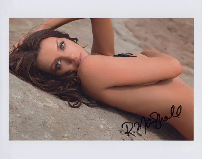 Rebecca Marshall autograph