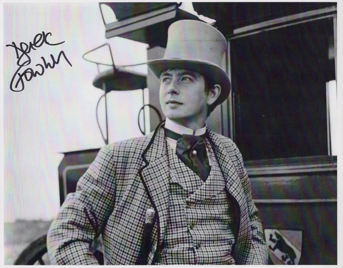 Derek Fowlds autograph