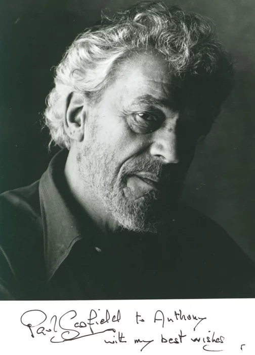 Paul Scofield autograph