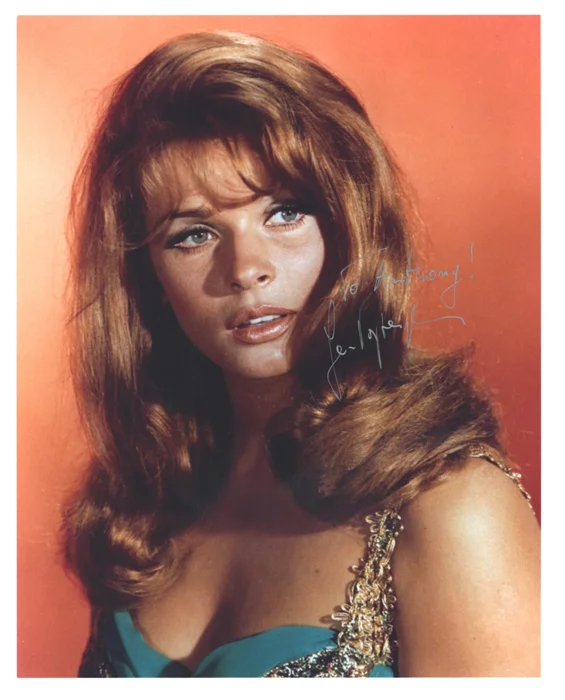 Senta Berger autograph