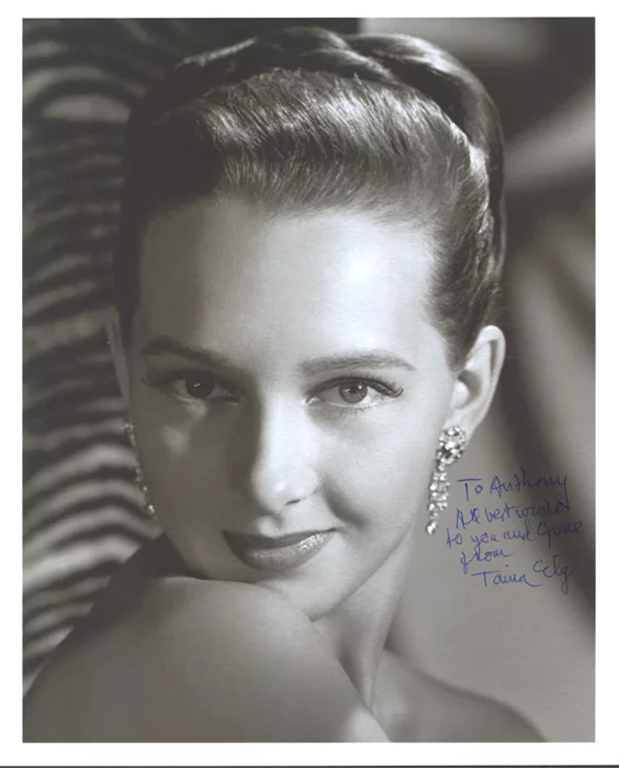 Taina Elg autograph