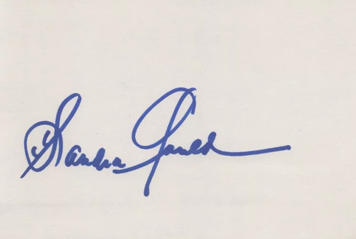 Sandra Gould autograph