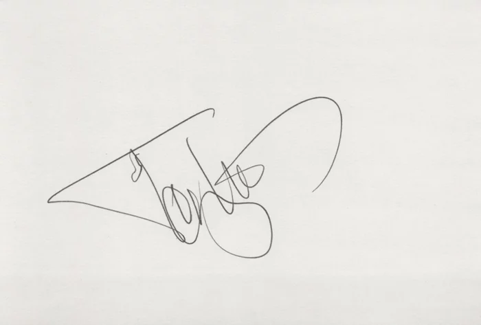 Tommy Lee autograph