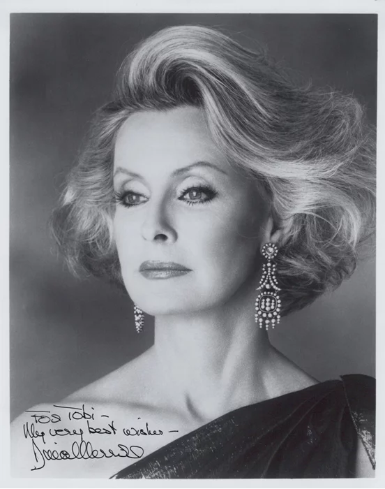 Dina Merrill autograph