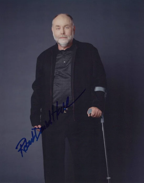 Robert David Hall autograph