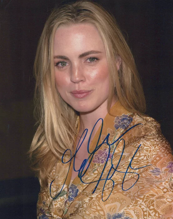 Melissa George autograph