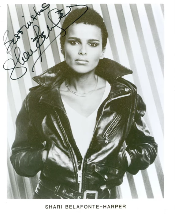 Shari Belafonte autograph