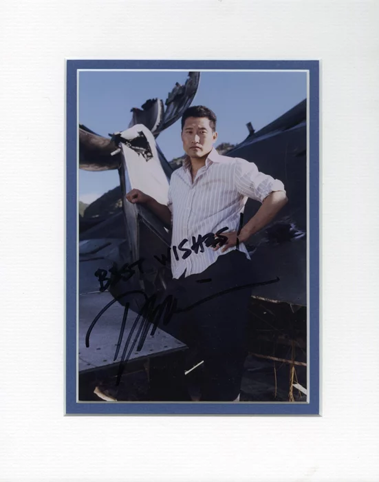 Daniel Dae Kim autograph