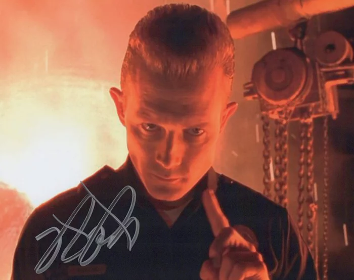 Robert Patrick autograph