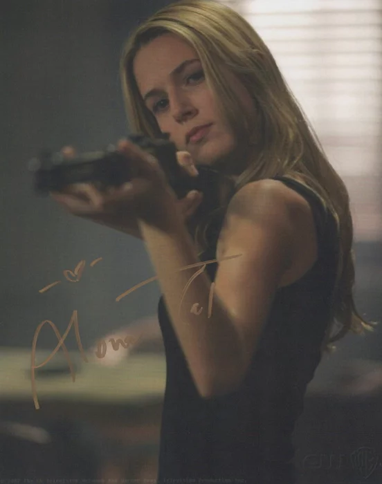Alona Tal autograph