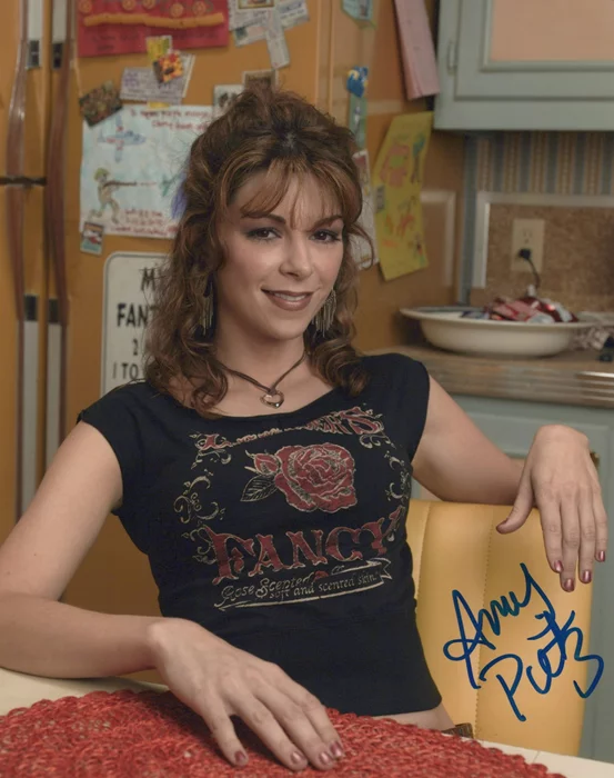 Amy Pietz autograph