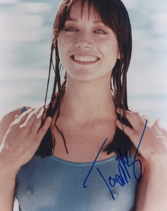 Tanya Roberts autograph
