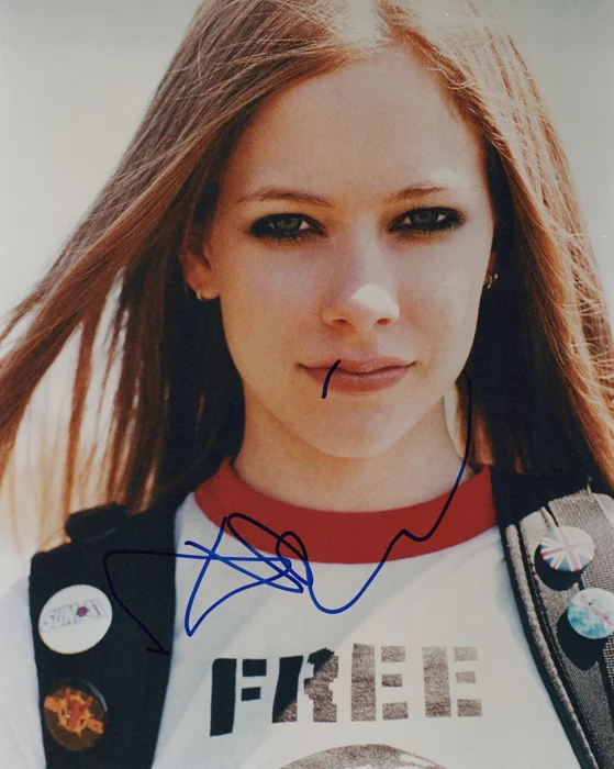 Avril Lavigne autograph