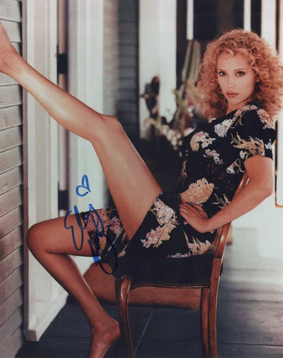 Elizabeth Berkley autograph