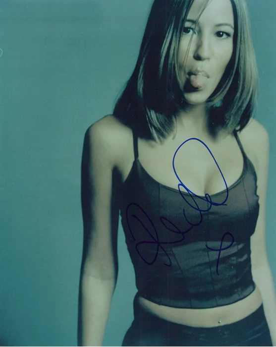 Rachel Stevens autograph
