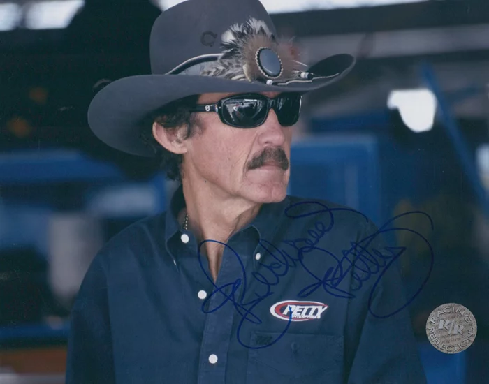 Richard Petty autograph