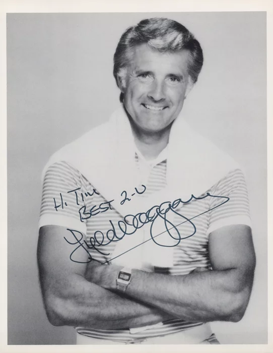 Lyle Waggoner autograph