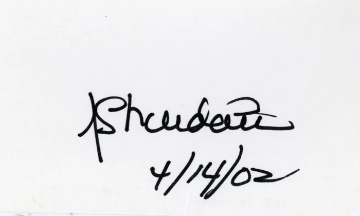 Liz Sheridan autograph