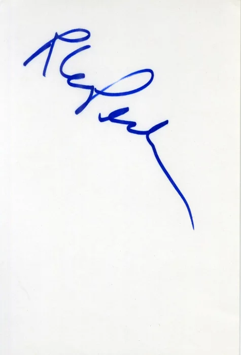 Rhea Perlman autograph