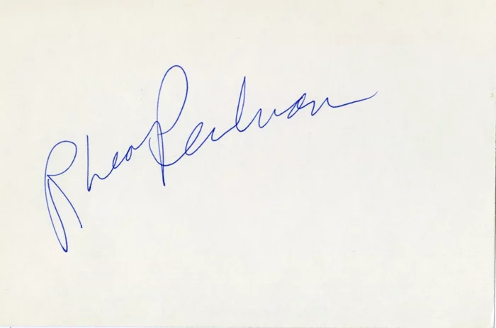 Rhea Perlman autograph