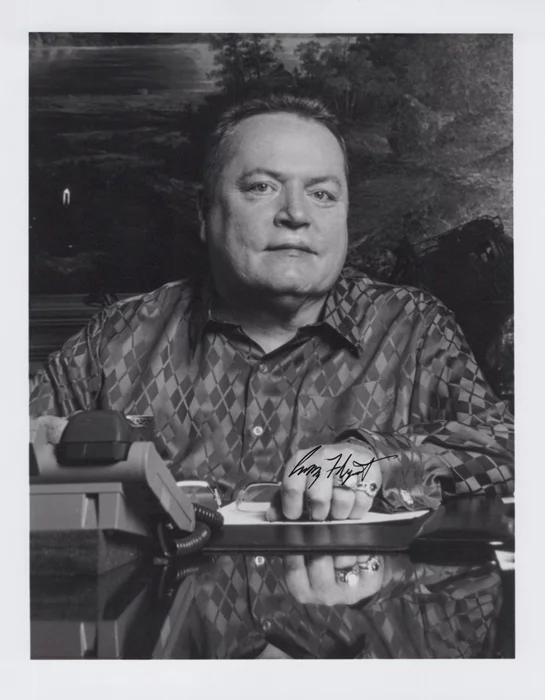 Larry Flynt autograph