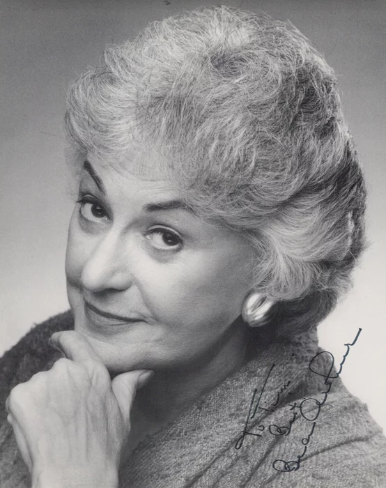 Bea Arthur autograph