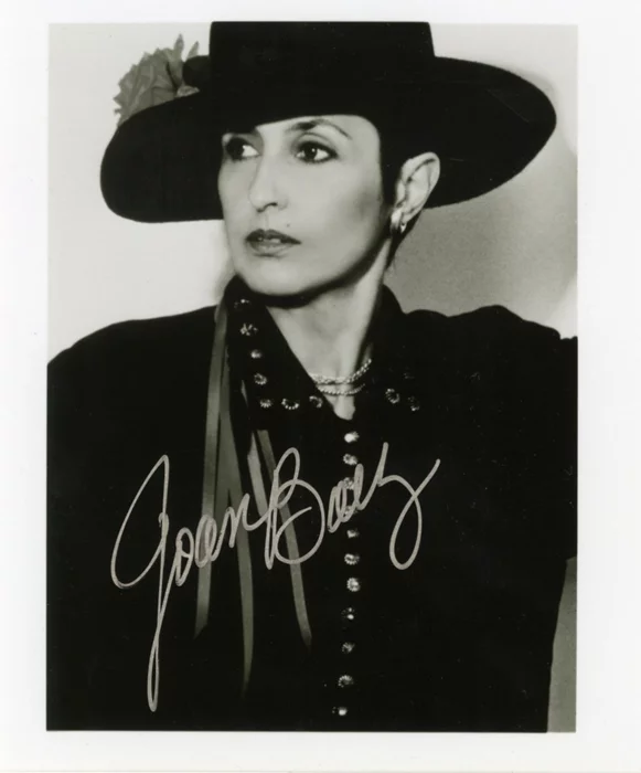 Joan Baez autograph
